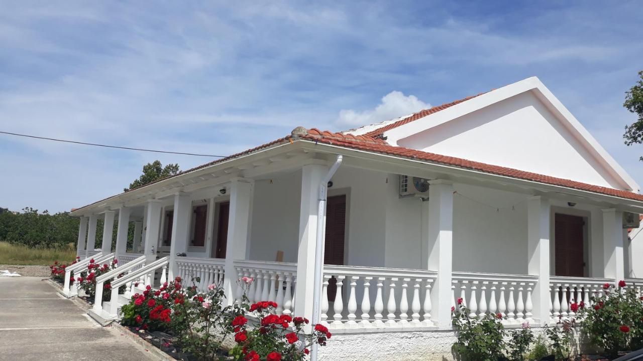 Serenity Apartments Agios Georgios  Zewnętrze zdjęcie